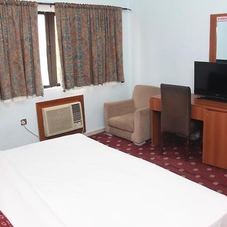 Grand Ibro Hotel Annex Ankuru Kültér fotó