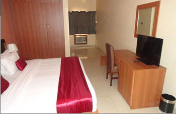 Grand Ibro Hotel Annex Ankuru Kültér fotó